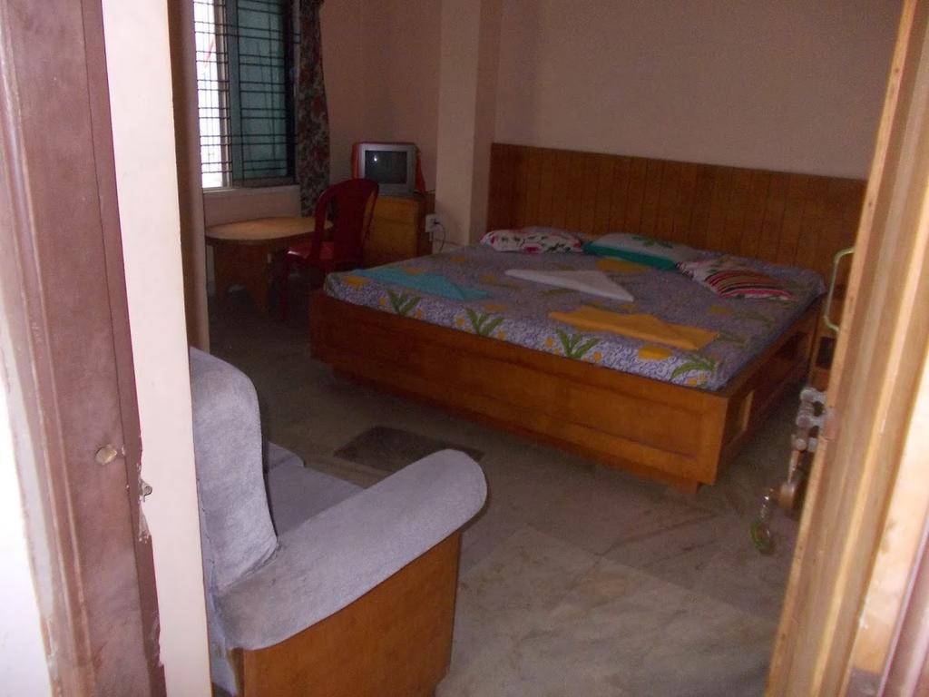 Rishaan Guest House Puri Exterior photo